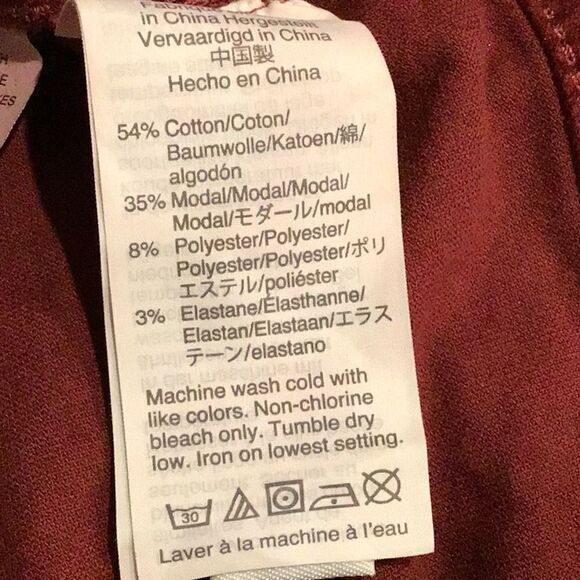 Madewell Deep Red Velvet Stretch Denim Straight Mini Skirt - Picture 15 of 15